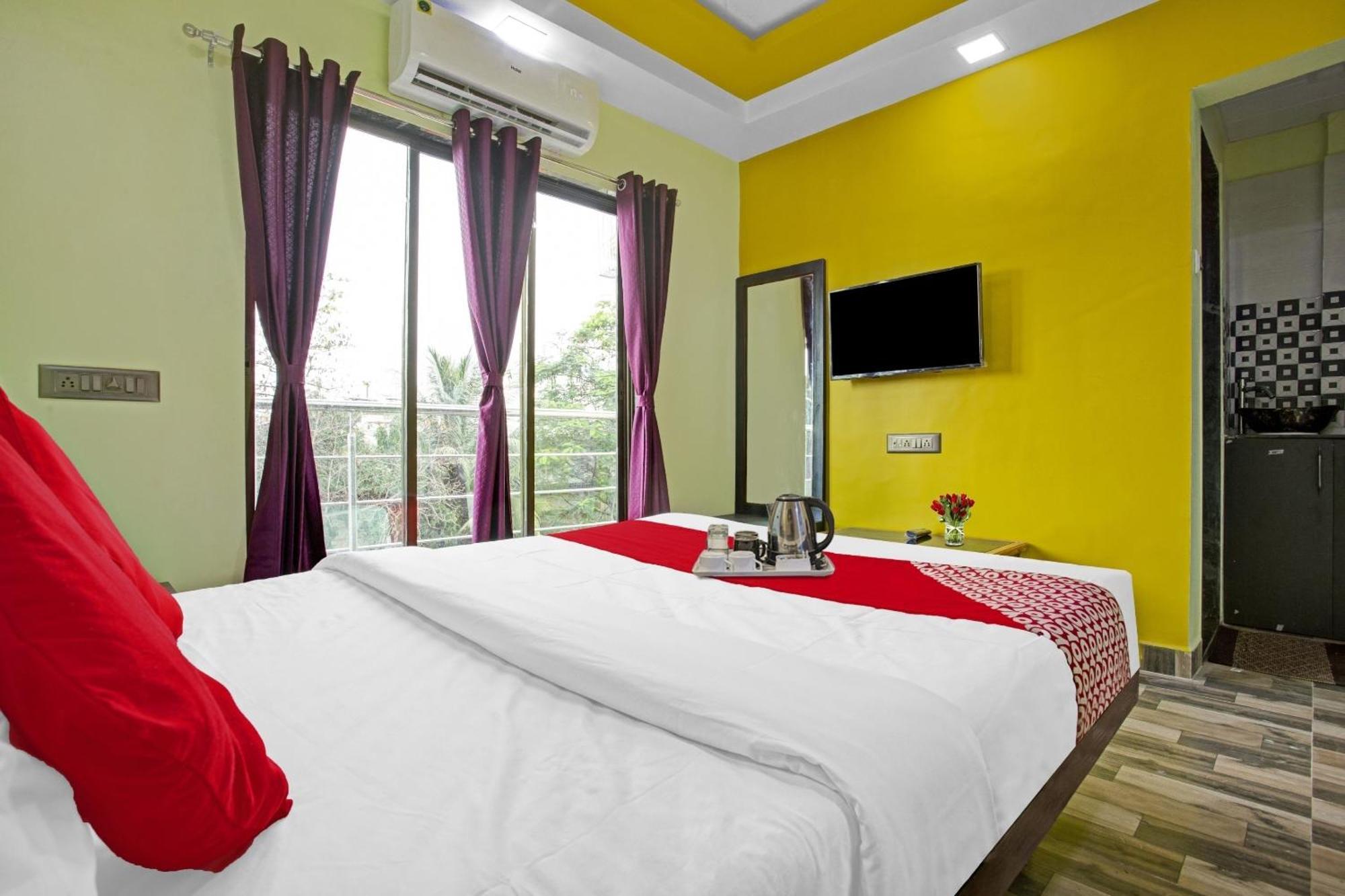 Hotel O Om Sai Residency Lodging And Boarding Taloje Budrukh Exterior foto